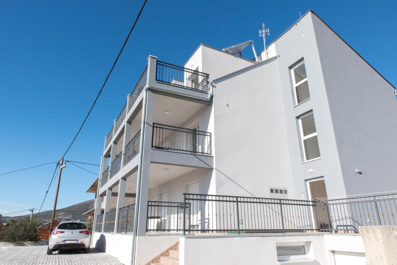 Apartments Zilic Kaštel Stari المظهر الخارجي الصورة